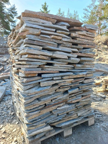 Плитняк златолит серебристый для фасада купить в Рузе