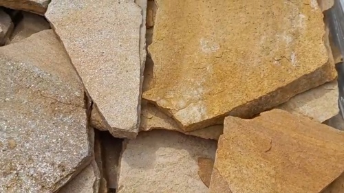 Плитняк златолит жёлтый для цоколя купить в Рузе