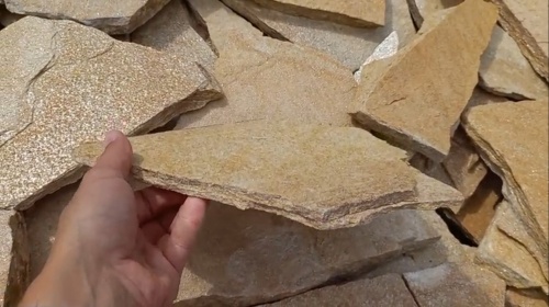 Плитняк златолит жёлтый для цоколя купить в Рузе