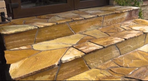 Плитняк златолит жёлтый золотистый для отмостки купить в Рузе