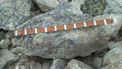 Купить змеевик ландшафтные валуны